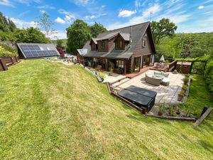 Photo 26- click for photo gallery